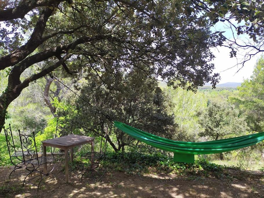 Sous Les Chenes Villa Peypin-d'Aigues Luaran gambar
